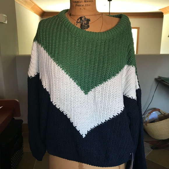 Chunky Chevron Sweater - Picture 5 of 5